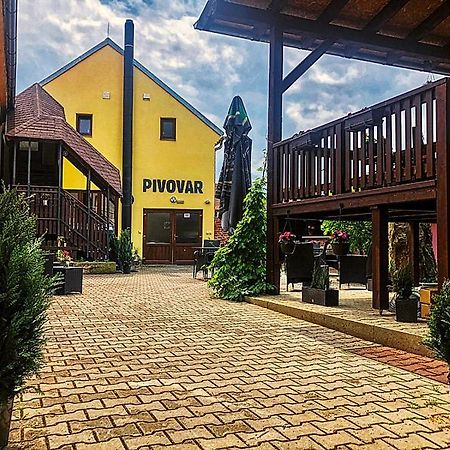 Pivovar Pod Lipou Kysice Exterior photo